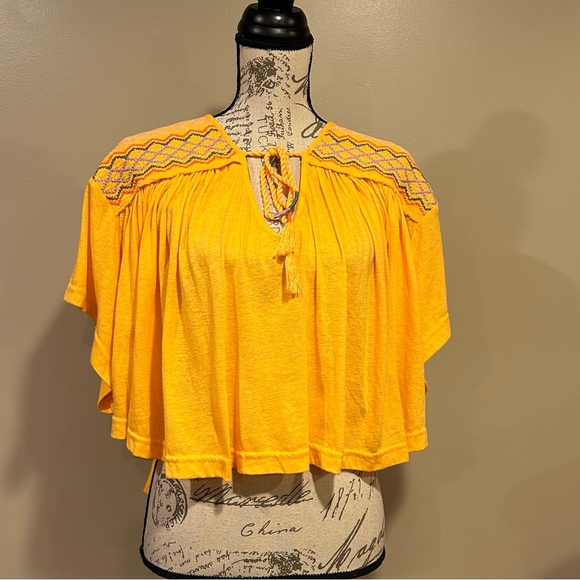 Free People Tops - Free People Market Embroidery Tassel Tie Dolman Sleeve Top